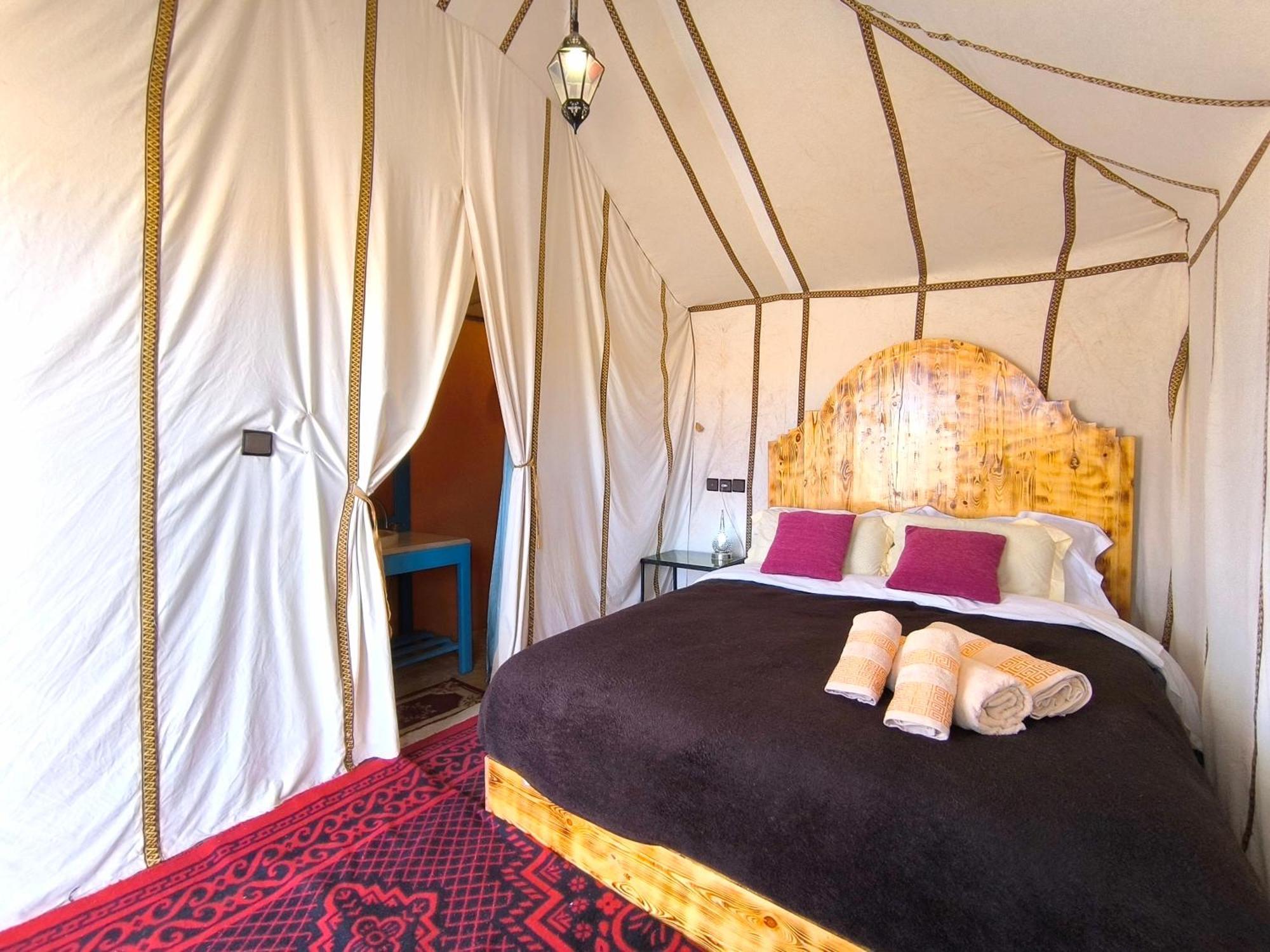 Luxury Bega Camp Hotel Merzouga Eksteriør billede