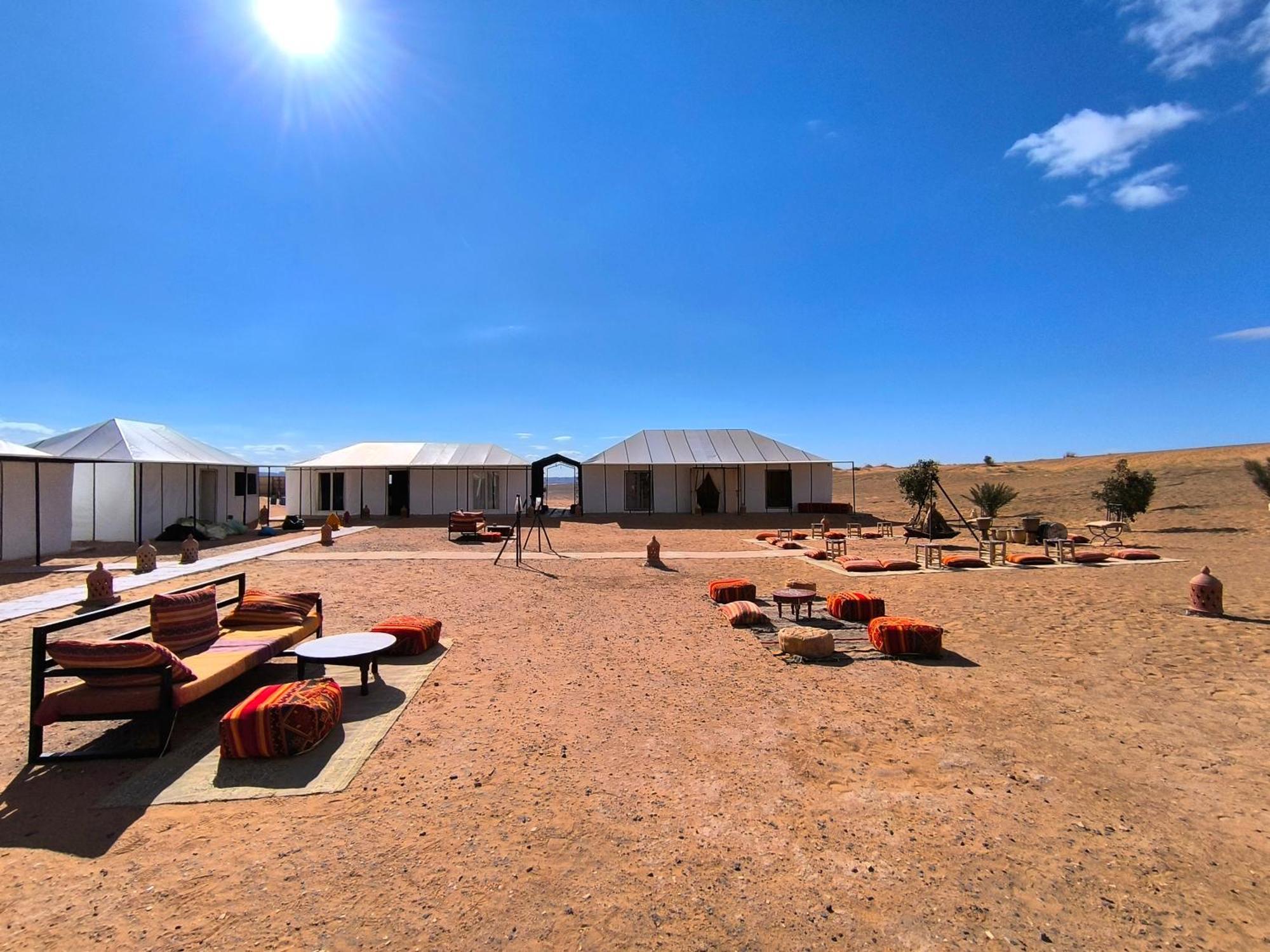 Luxury Bega Camp Hotel Merzouga Eksteriør billede