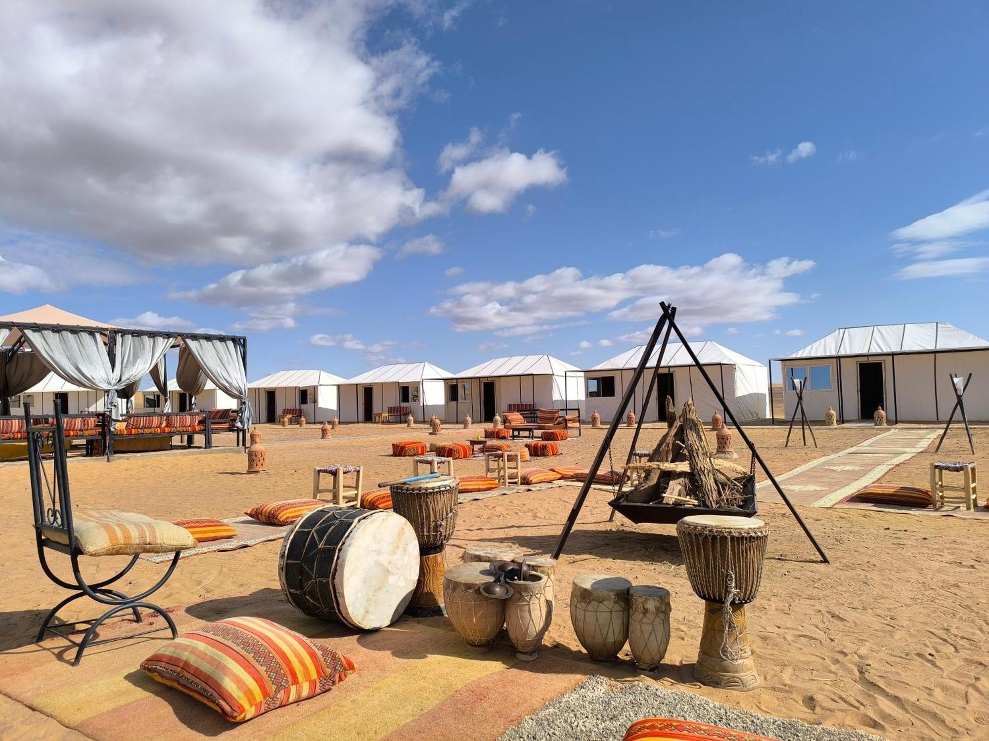 Luxury Bega Camp Hotel Merzouga Eksteriør billede