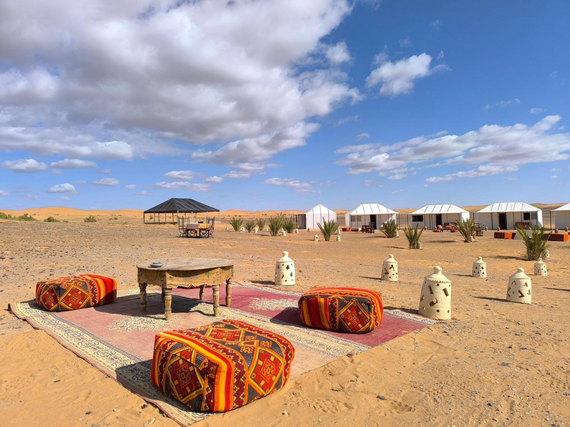 Luxury Bega Camp Hotel Merzouga Eksteriør billede