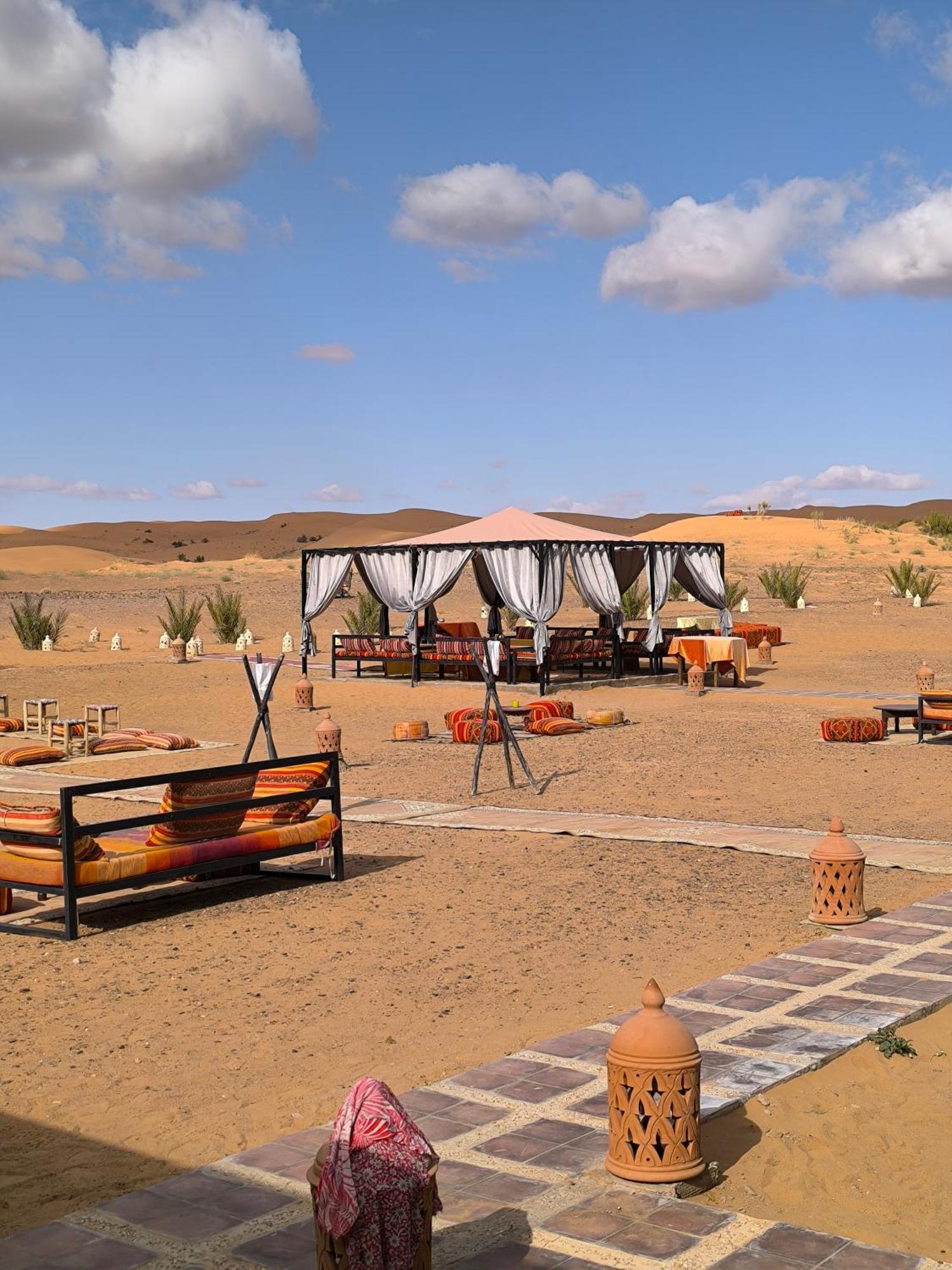 Luxury Bega Camp Hotel Merzouga Eksteriør billede