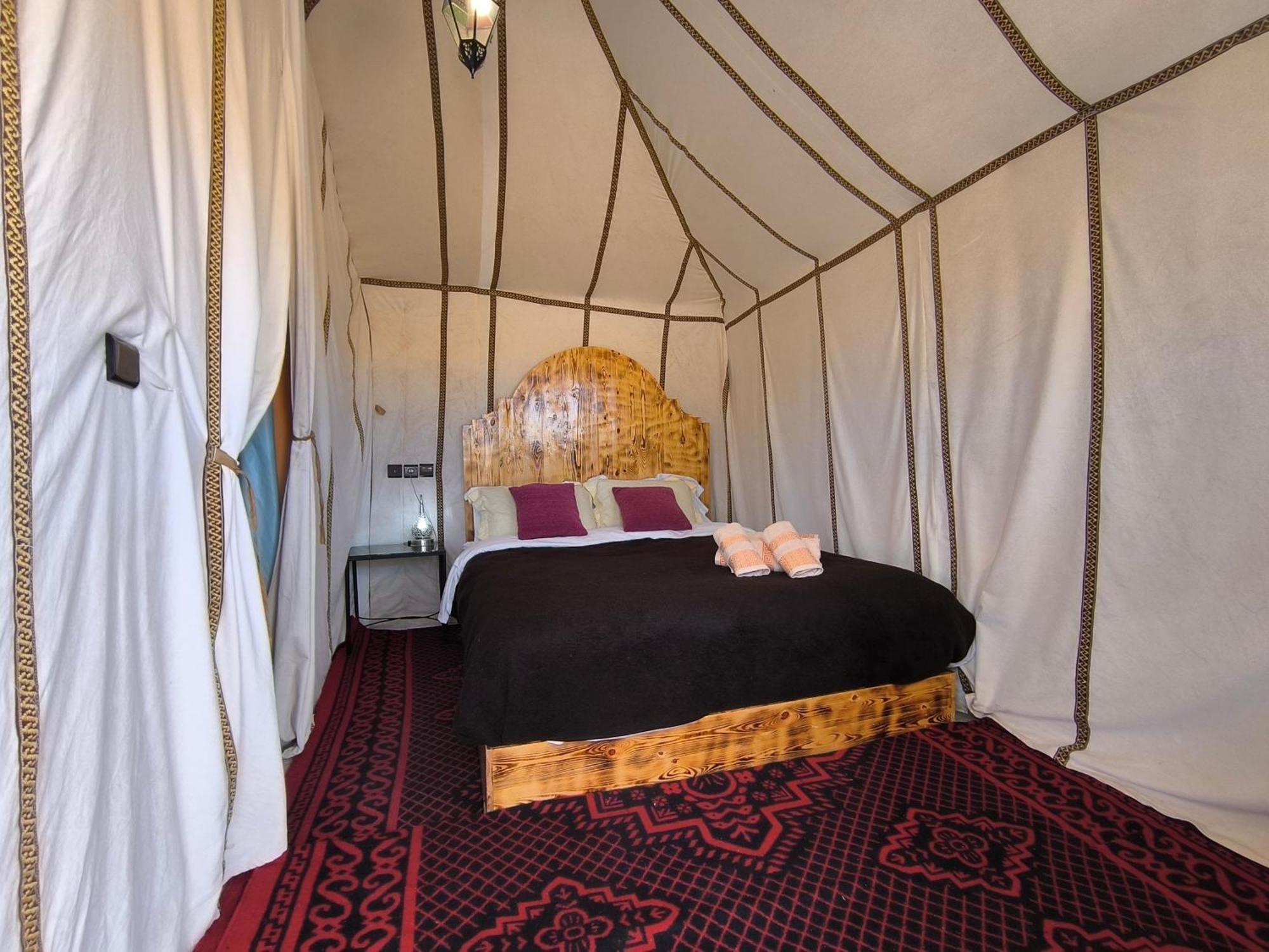 Luxury Bega Camp Hotel Merzouga Eksteriør billede
